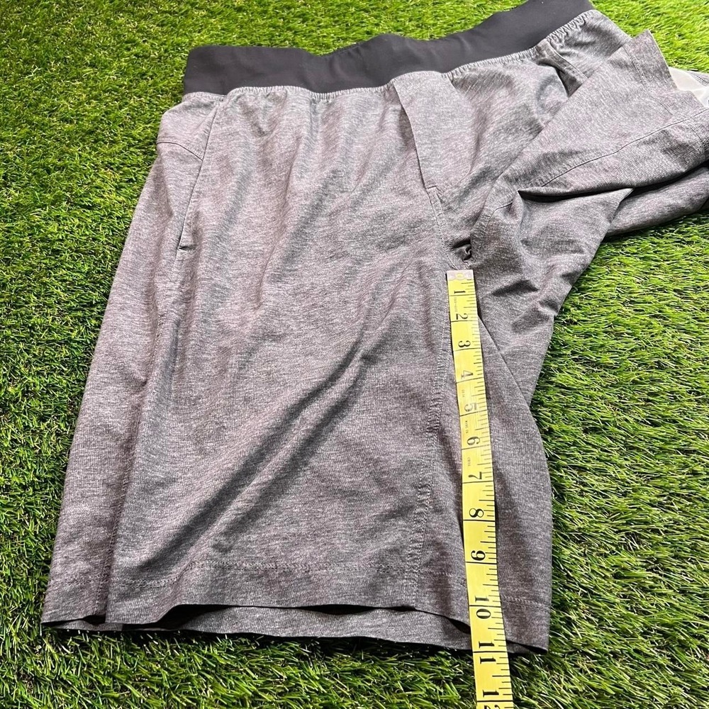 Lululemon Pace Breaker Shorts Men's Large Gray Heather Athletic Running Gym Wear - Picture 5 of 6